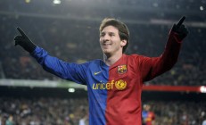 开云体育APP下载-战术铁幕，伊朗式防守绞杀红军，阿圭罗灵光一闪定江山