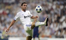 开云官网-绿茵场上的双面叙事，拉什福德爆发映照阿根廷一波带走南非的战术革命