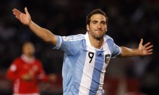 开云平台-冰岛奇迹再现？欧冠淘汰赛焦点战，冰岛正面击溃曼城