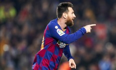 开云足球直播-尤文客场大胜，摘得联赛榜首的简单介绍