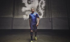 开云体育APP下载-阿劳霍全程高能输出，NBA季后赛之夜的防守艺术与精神图腾