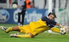 开云官网-绝杀之夜，羽翼之下，陈雨菲扛起的不仅是丹麦的绝杀，更是中国队的脊梁