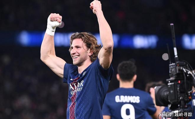 摩纳哥胜巴黎，登顶法甲积分榜的简单介绍