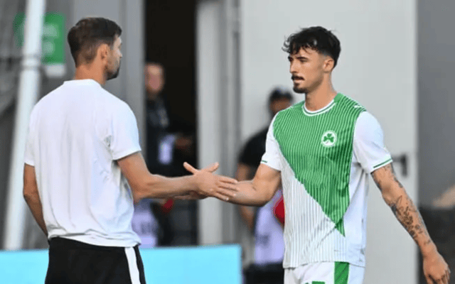 关于沙尔克04球员间关系紧张，或影响球队表现的信息