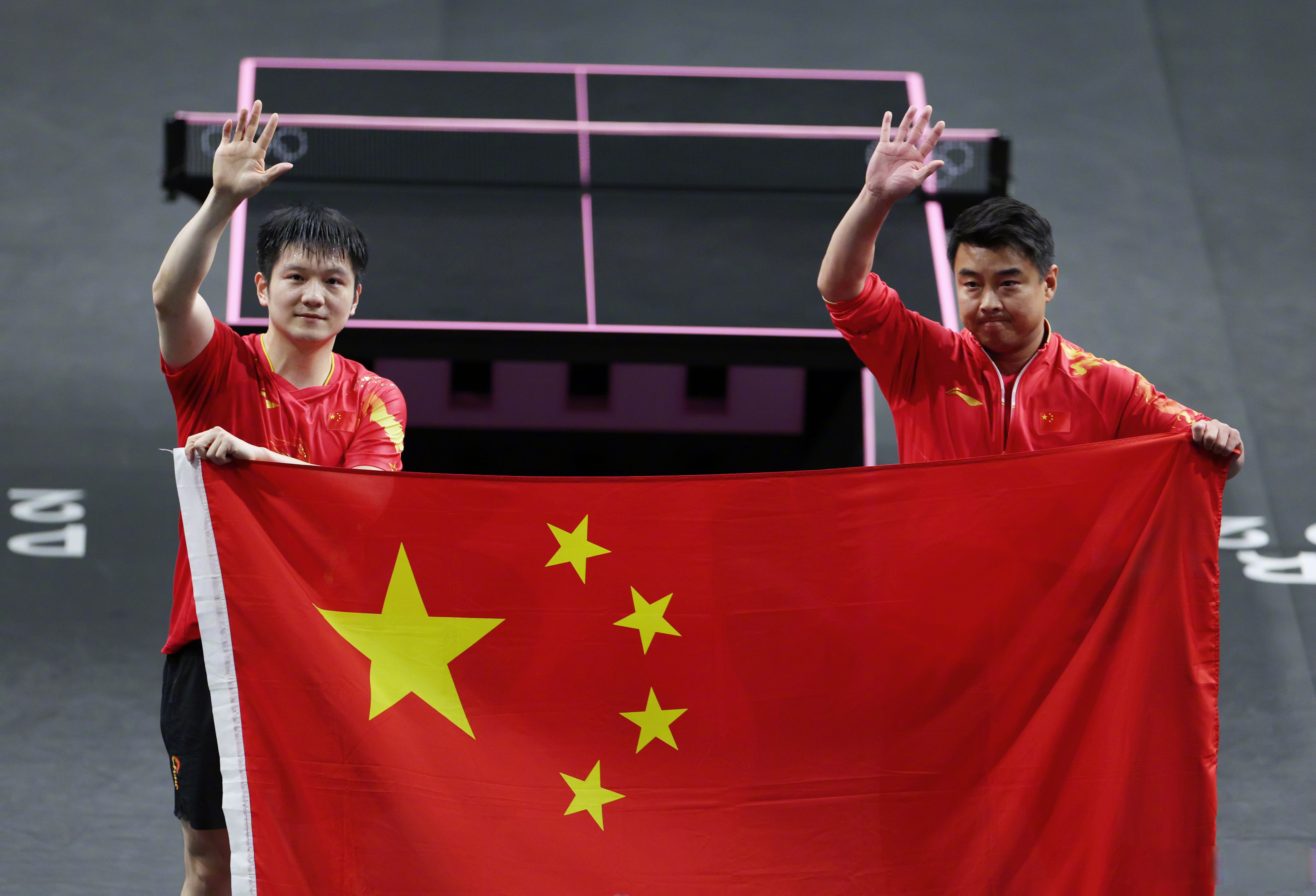 国内联赛激情澎湃，球员斗志昂扬力争胜利的简单介绍