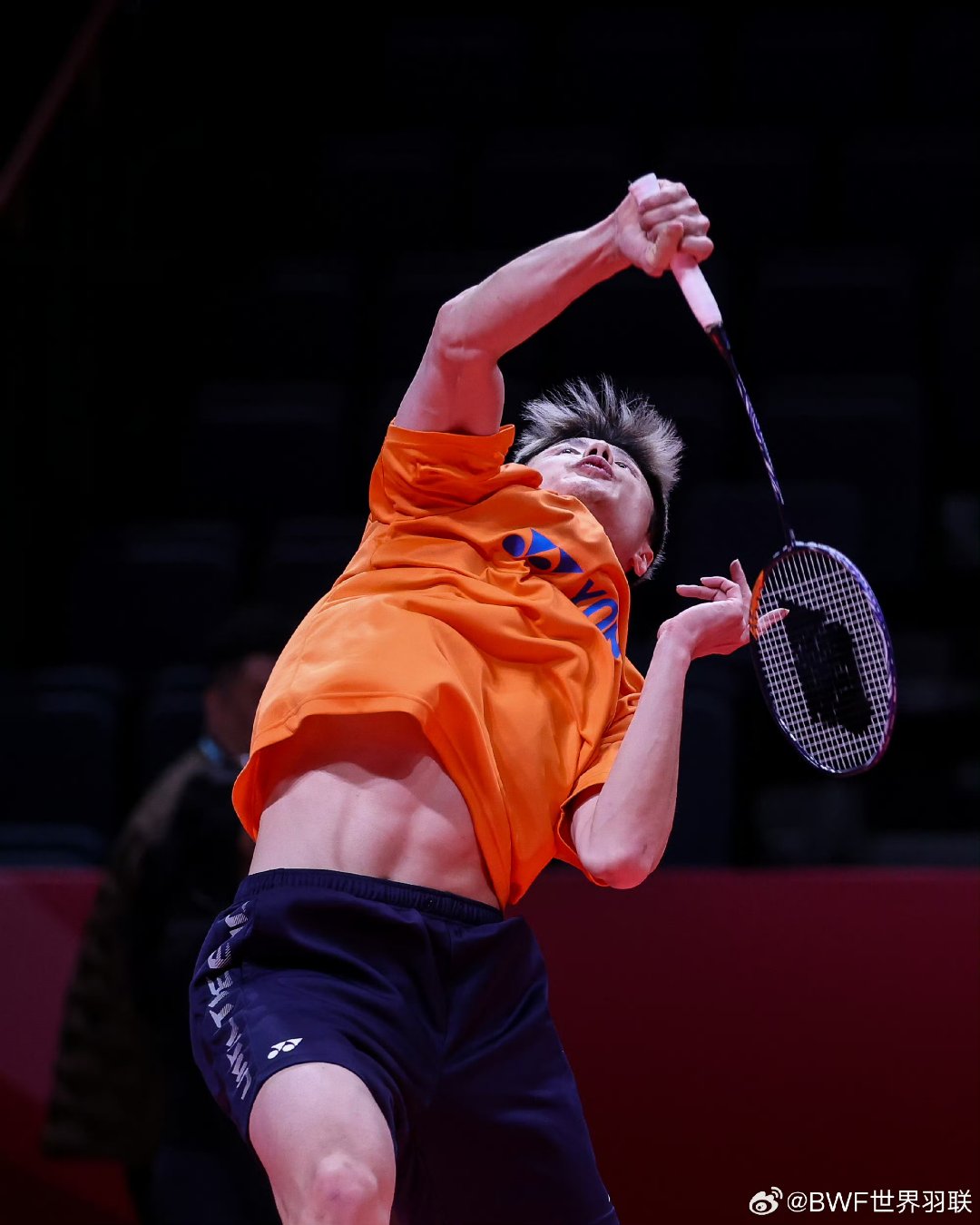 包含马来西亚羽毛球队横扫英格兰羽毛球队，林丹绝境逆转的词条