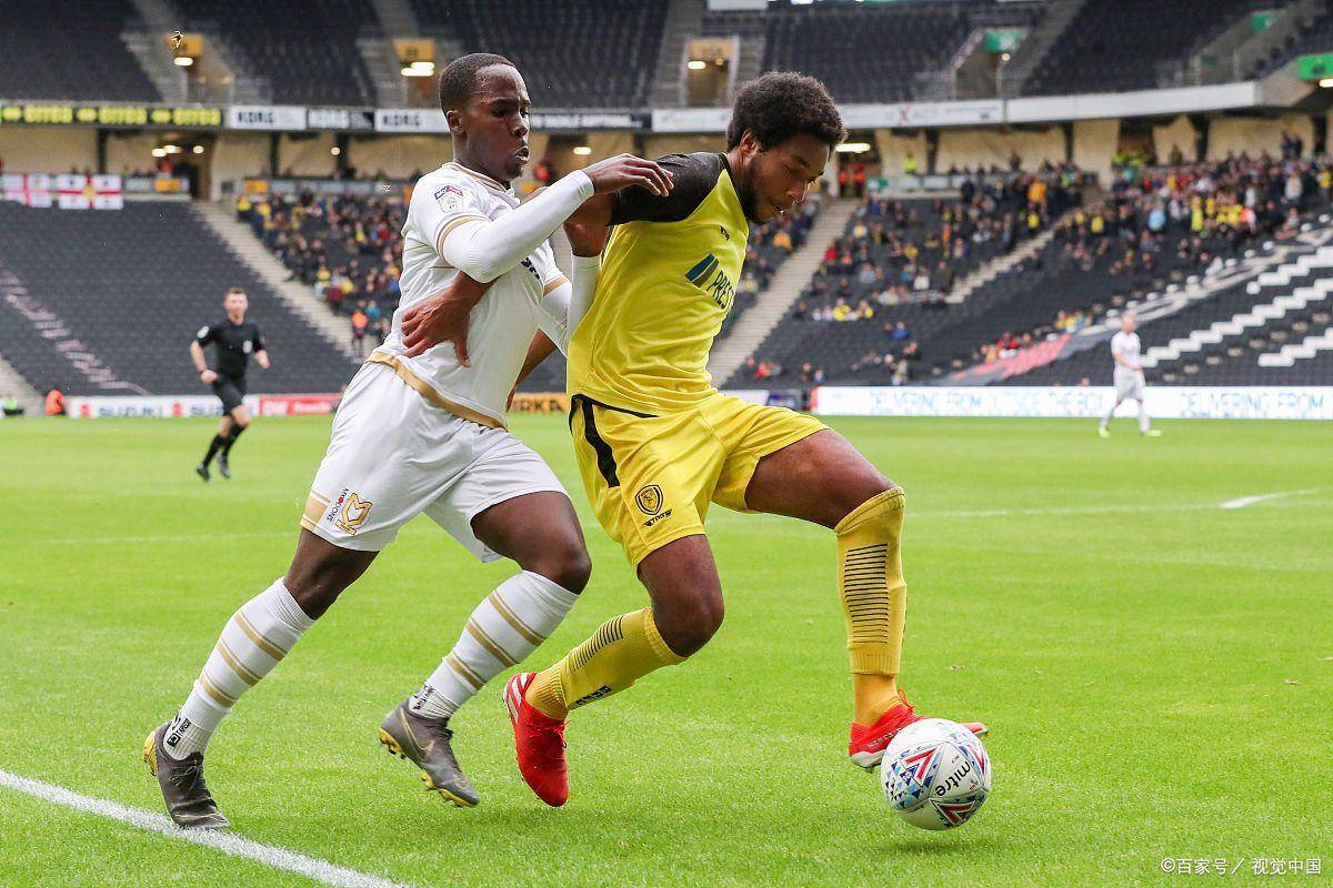 狼队在客场击败桑德兰，赢得新赛季首胜的简单介绍