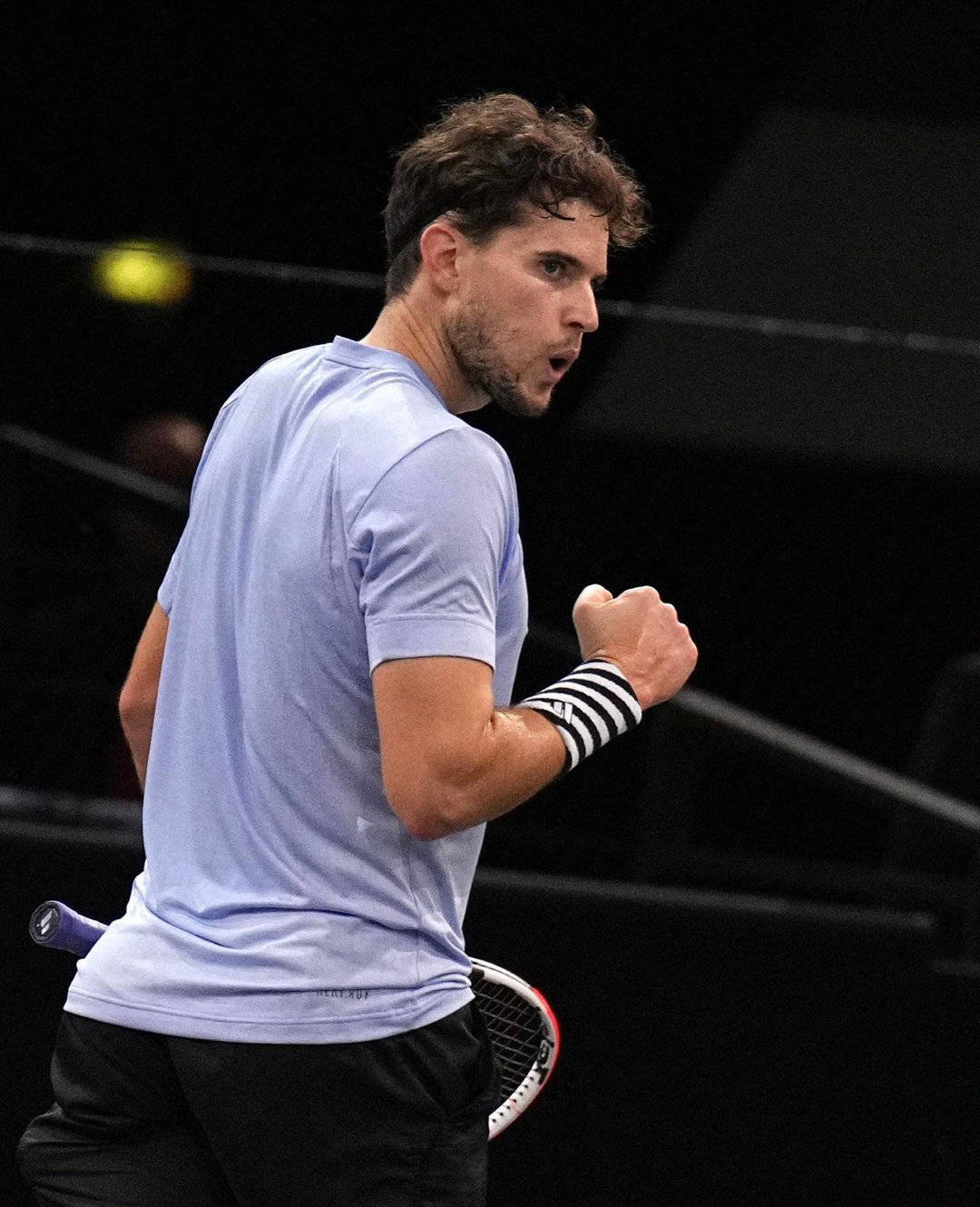 包含拉沃尔杯逆转年终总决赛，蒂姆状态火热的词条