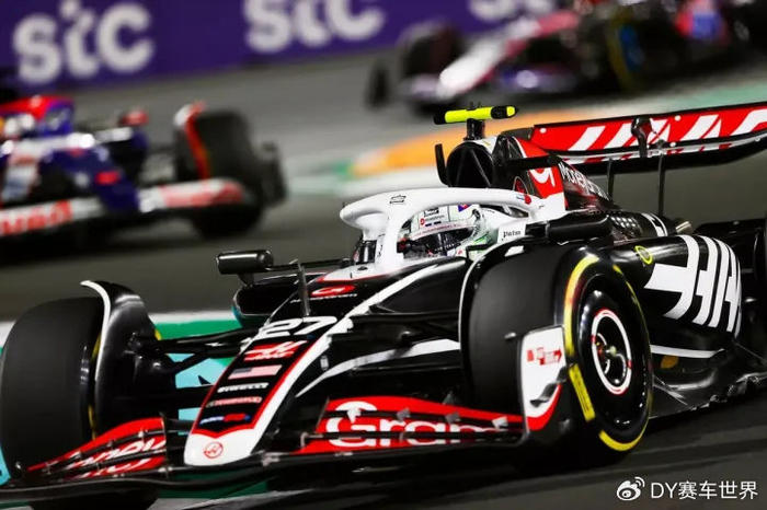 索伯车队碾压哈斯车队，诺里斯点燃赛场的简单介绍