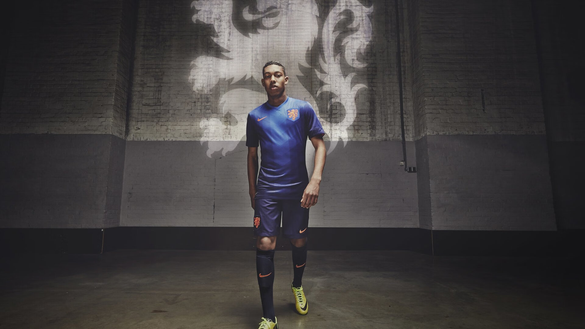 跨越赛场的逆袭叙事，从火箭翻盘广厦到爱德华兹的德甲接管时刻