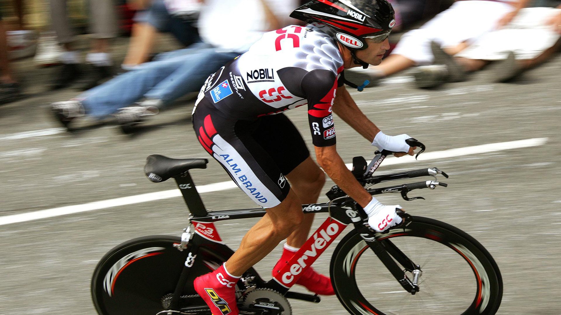 红墙前的逆袭，塞恩斯关键一停，索伯力克法拉利的战术博弈