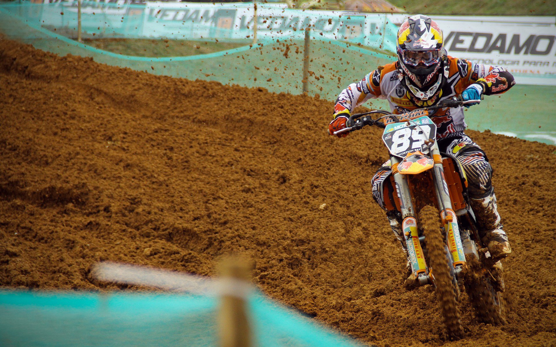 张继科状态火热助阵，韩国队轻取波兰队展现团队唯一性