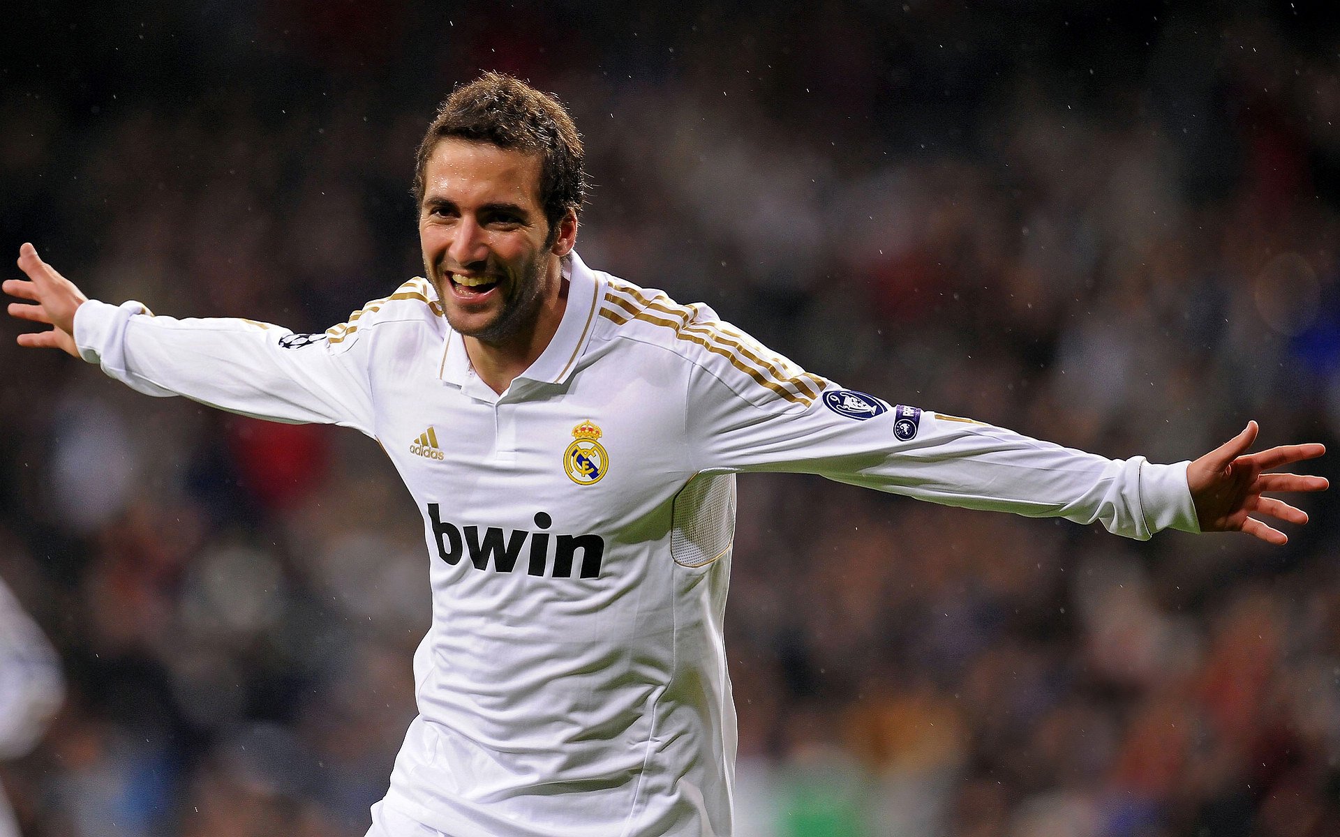 北伦敦之魂点燃巴黎鏖战，孙兴慜一剑封喉，曼城王朝遇亚洲风暴